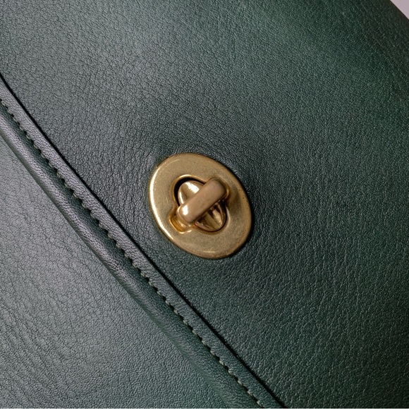 Vintage Coach Quincey (9919) in Bottle Green | Crossbody Bag - Picture 8 of 14